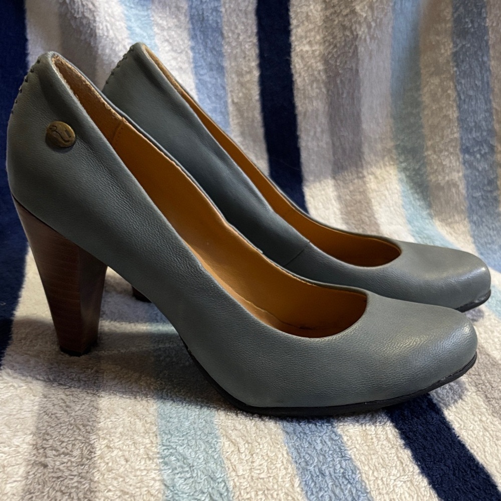 Elegant Gray Women's Heels